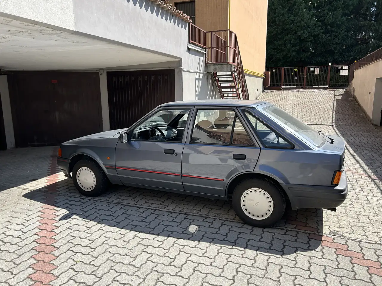 Ford Escort 5p 1.1 CL, foto 5