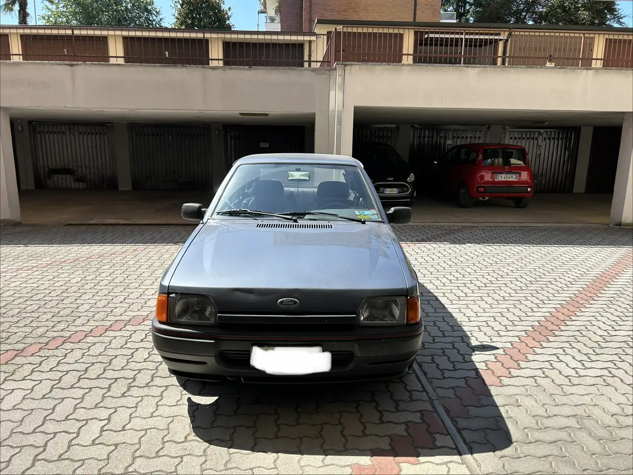 Ford Escort 5p 1.1 CL, foto 3