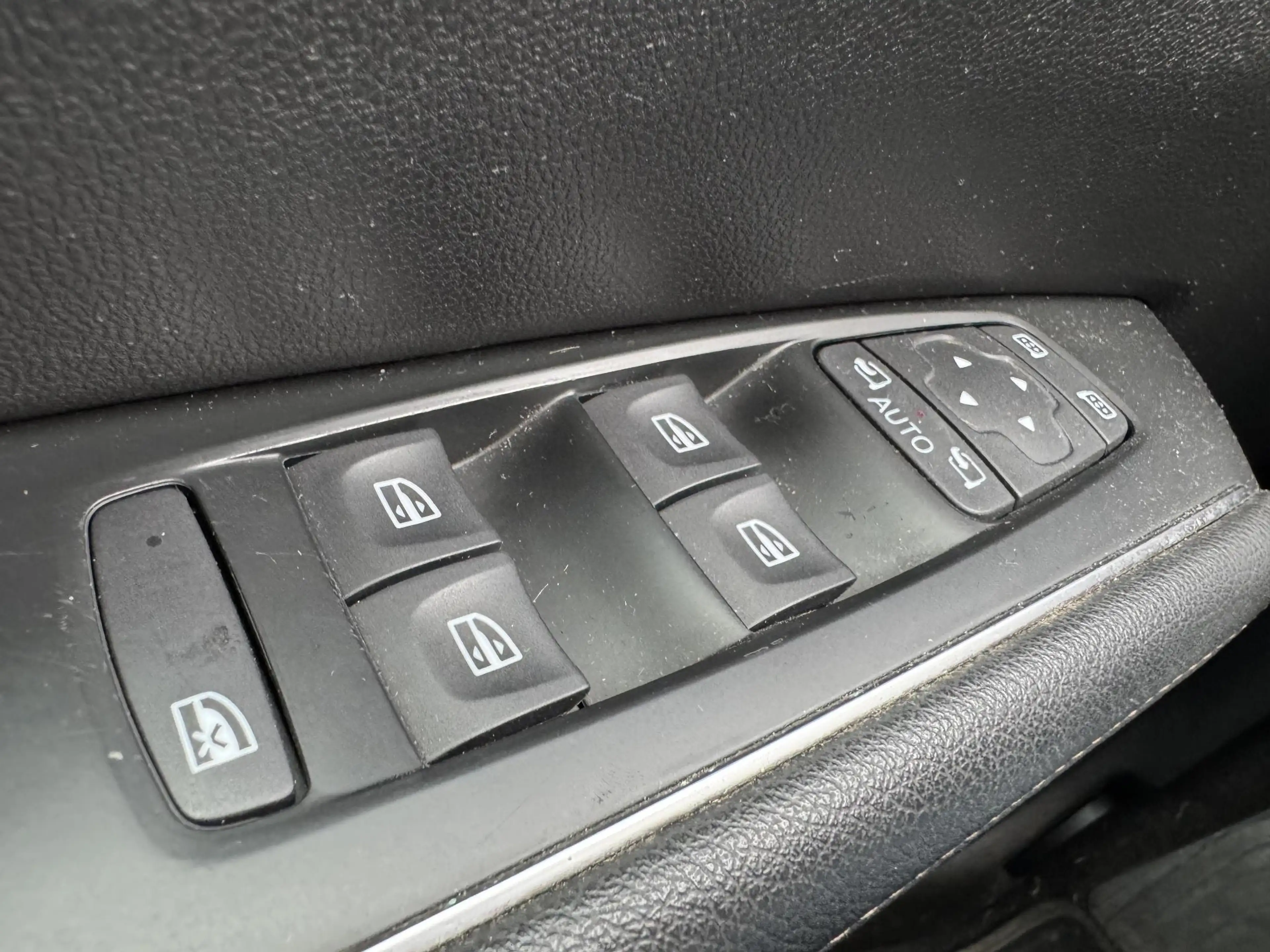 Renault Talisman Estate 1.6 TCe Intens+Bose!! — photo 11