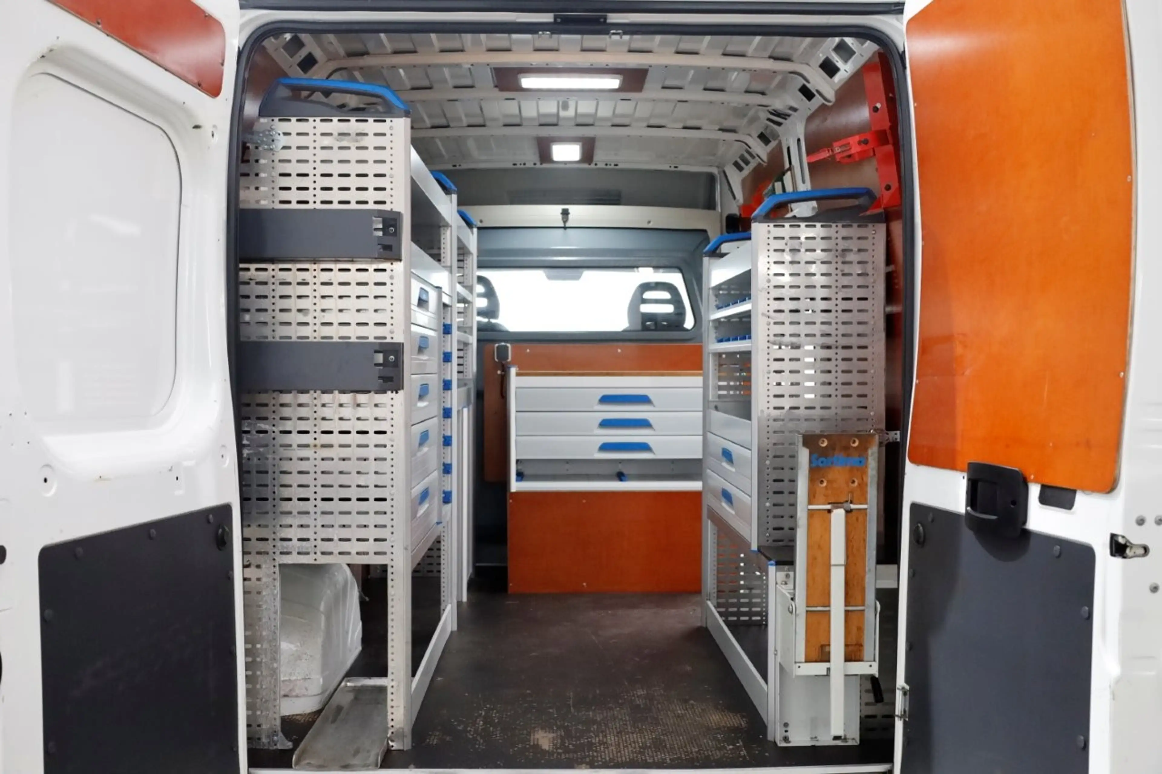 Peugeot Boxer 2.0 BlueHDI 130pk E6 L1H2 Premium Navi/Camera/Inri — photo 5