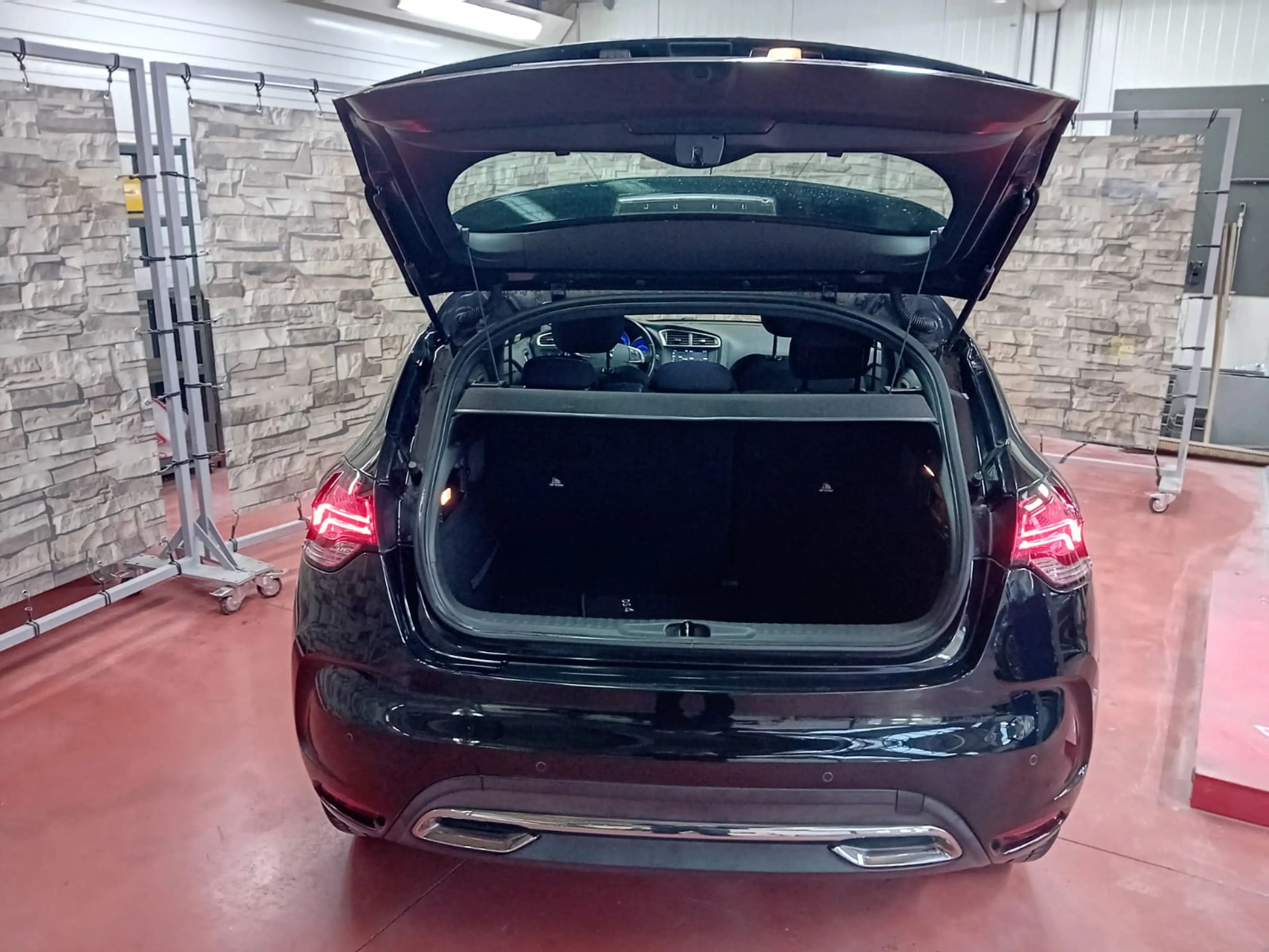 DS Automobiles DS 4 Crossback DS 4 Crossback 1.2 - 1 jr garantie — photo 6