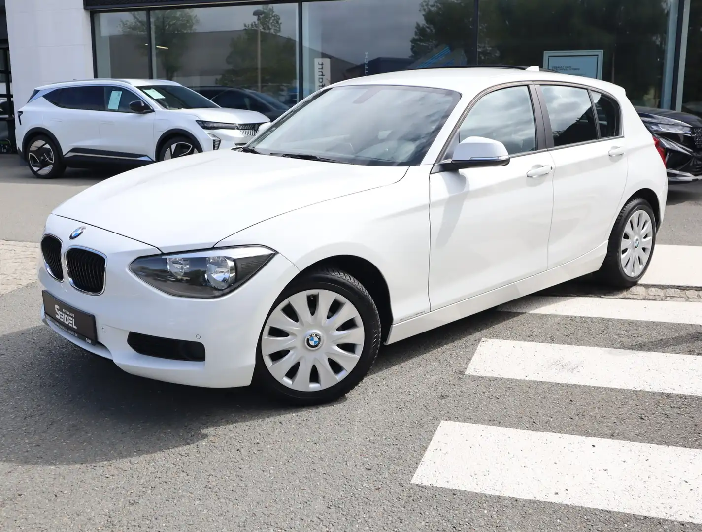 BMW 116 i F20, Confort Paket Alb - 2
