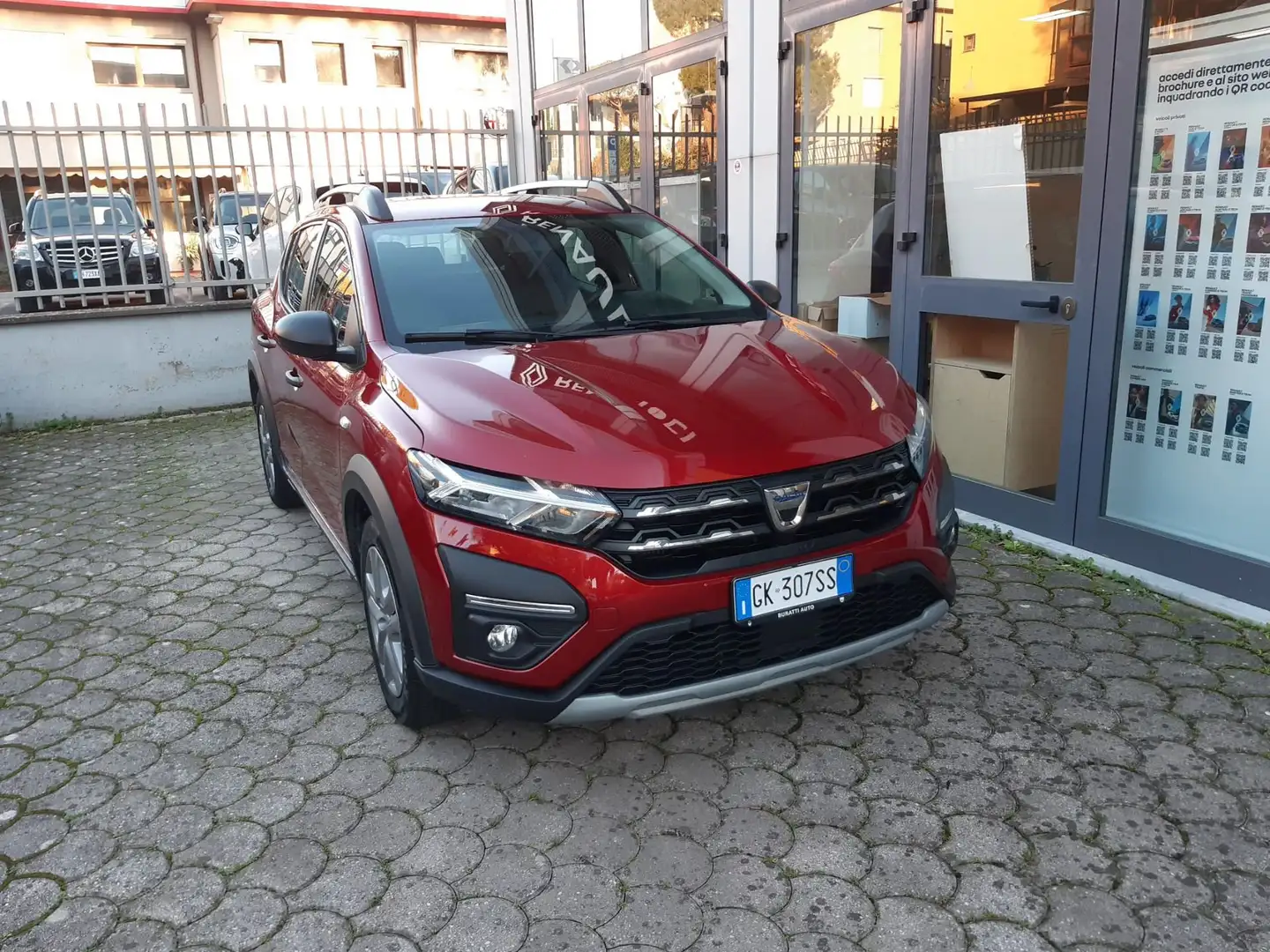 Dacia Sandero Sandero Stepway 1.0 TCe ECO-G Essential Rosso - 1