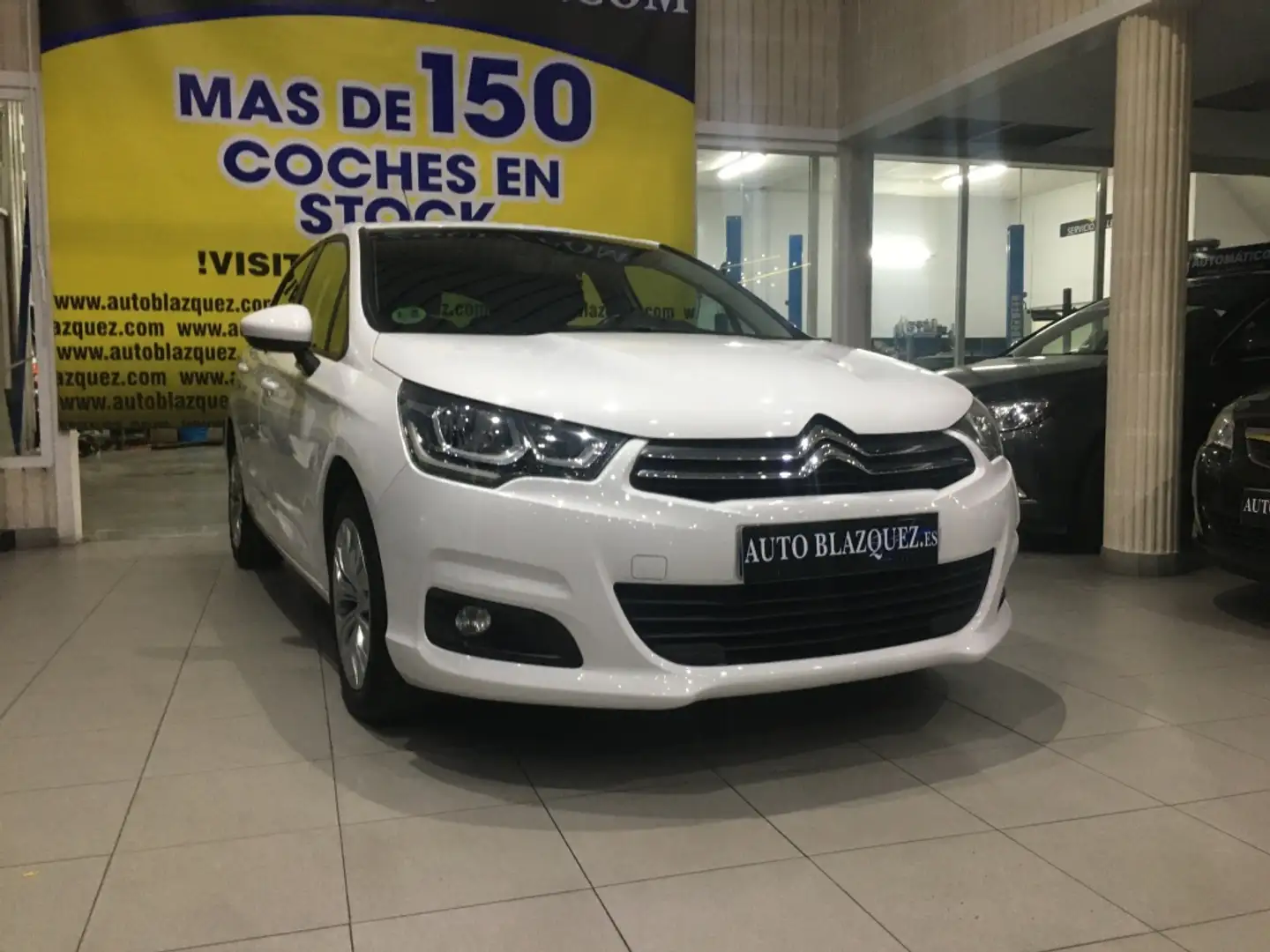 Citroen C4 1.6BlueHDI Live Edition 100 Blanc - 1