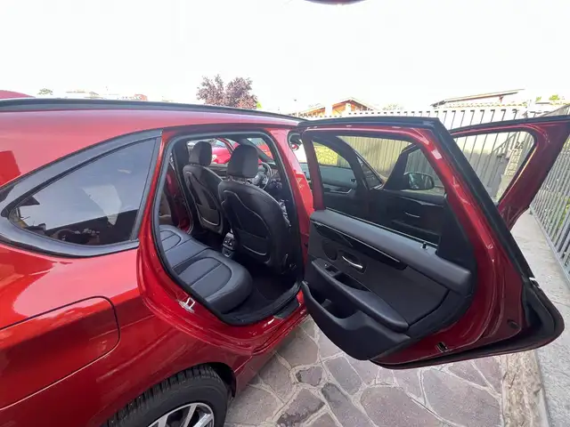 BMW 2 Series view 14