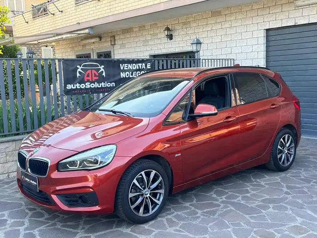 BMW 2 Series view 2