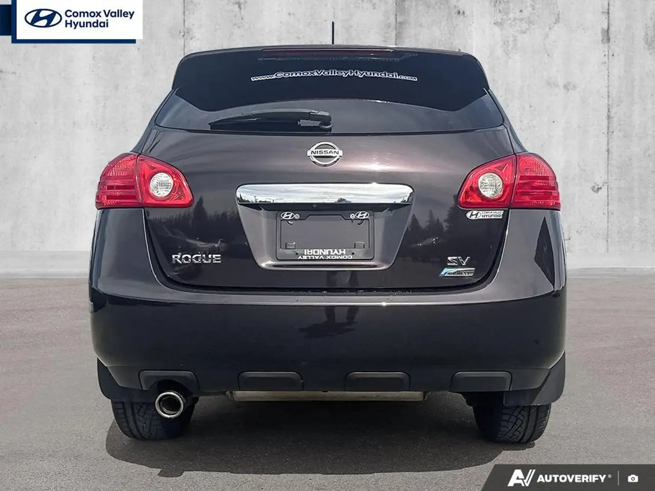Nissan Rogue снимка Nissan Rogue