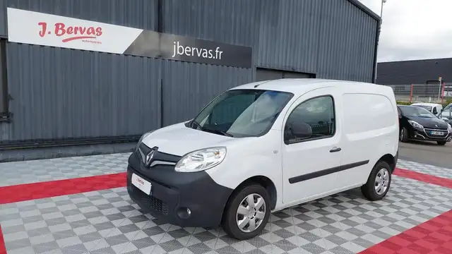 Renault 1.5 DCI 90 E6 EXTRA R-LINK - 3 PLACES