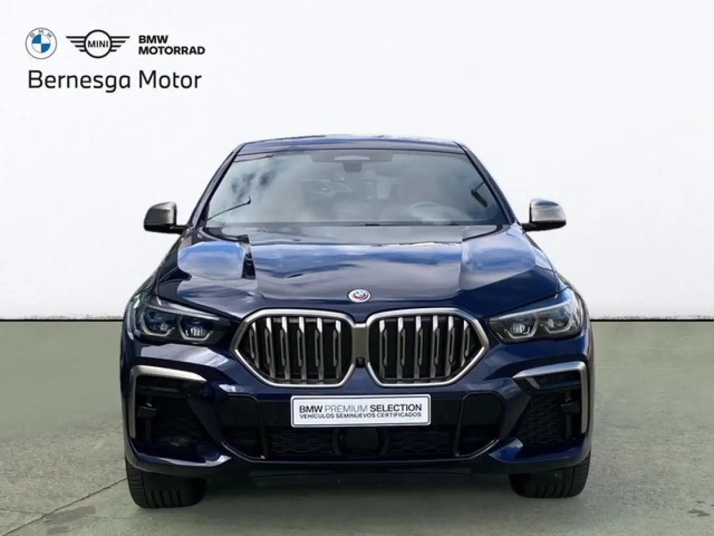 BMW X6 M50iA Blau - 2