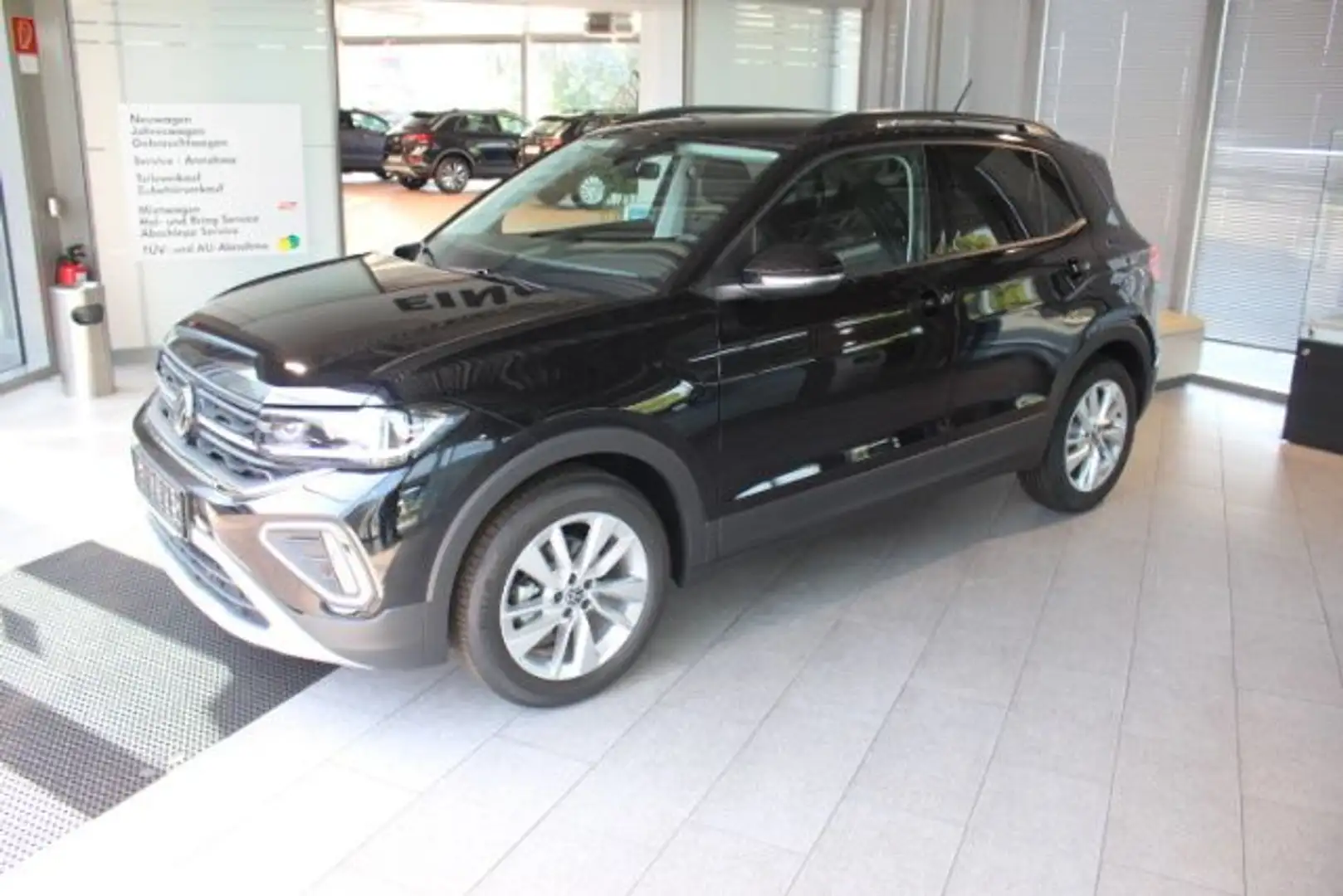 Volkswagen T-Cross 1.0 TSI DSG Life Matrix-LED, AHK, LM, RFK, Negro - 2