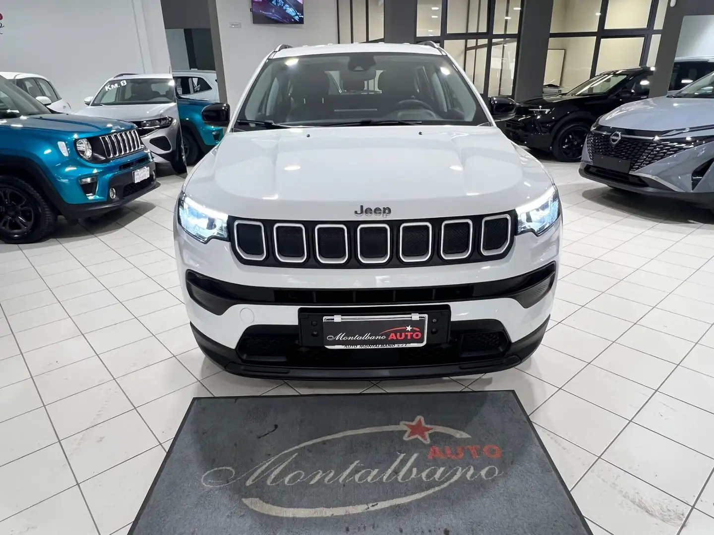 Jeep Compass 1.6 Multijet II 2WD Longitude Wit - 2