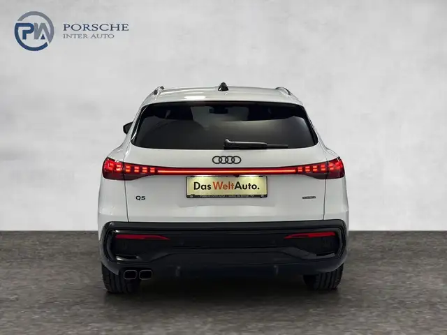 Audi Q5 view 5