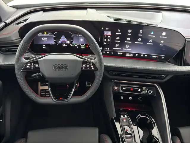 Audi Q5 view 7