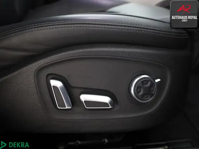Audi A6 view 12