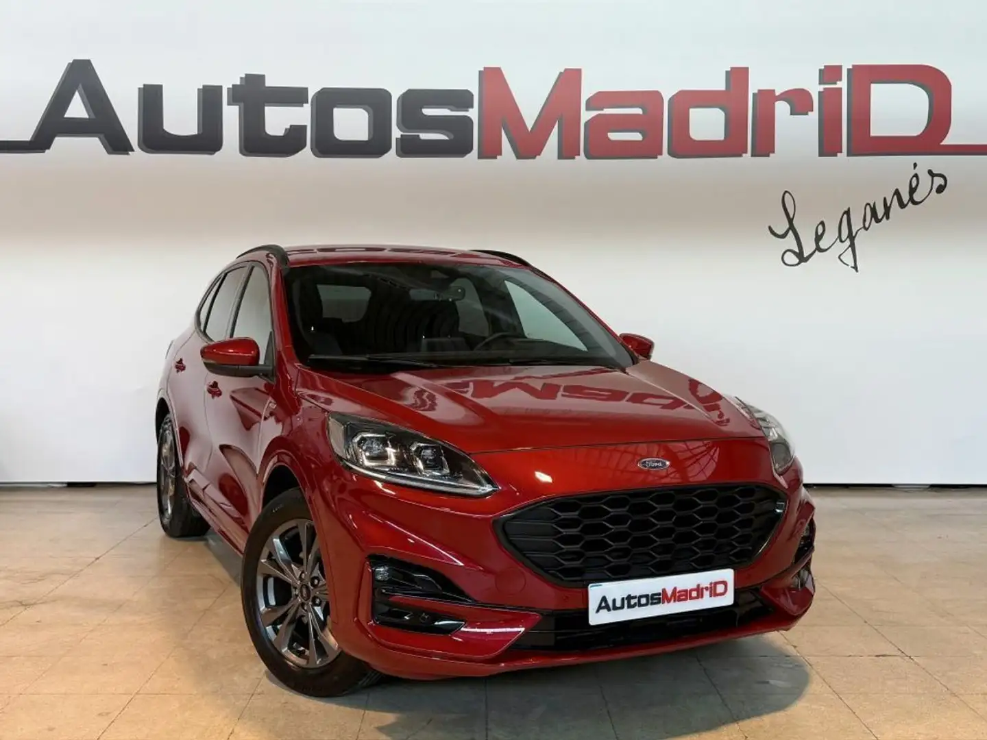 Ford Kuga ST-Line 1.5T EcoBoost 110kW (150CV) Rood - 1