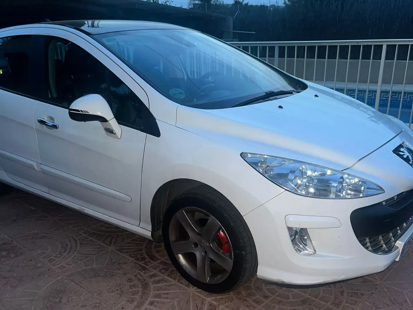 Peugeot 308 308 1.6 VTi Premium Premium Blanco - 1