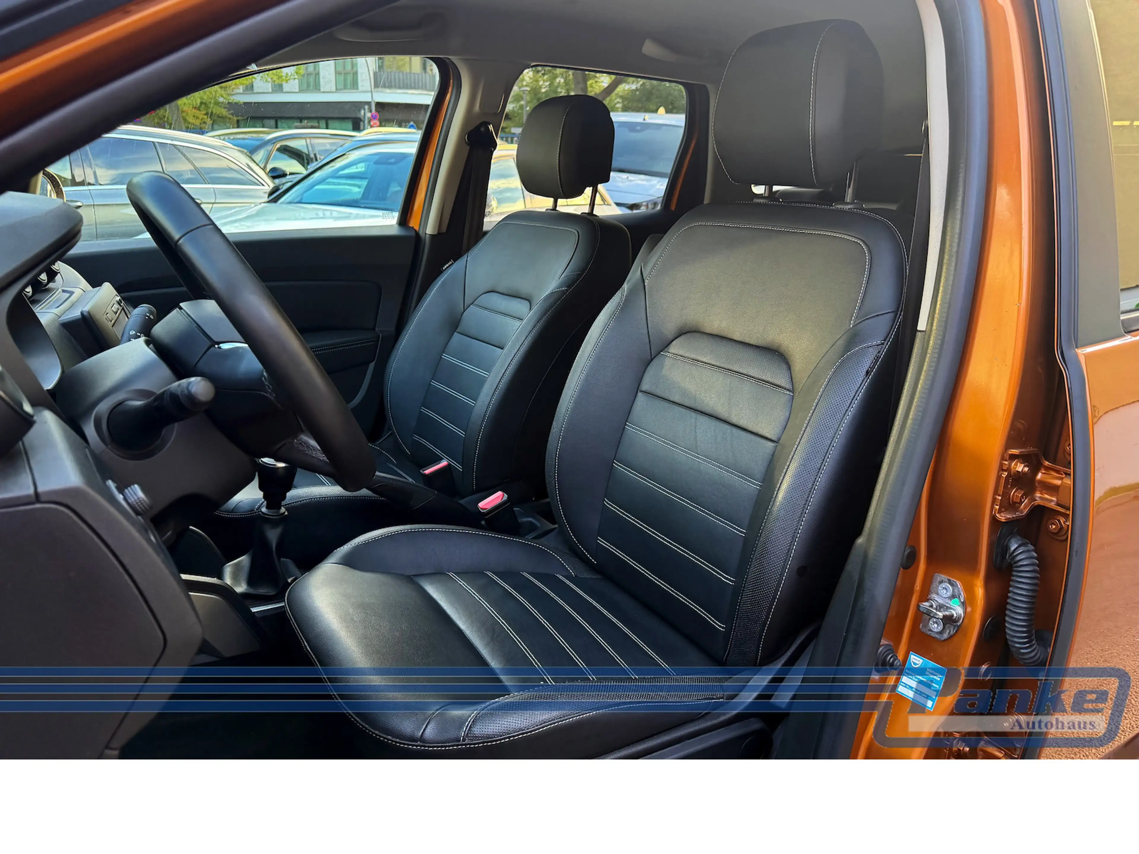 Dacia Duster Prestige*360-Cam*Tempo*Leder*LED*Navi* — photo 14