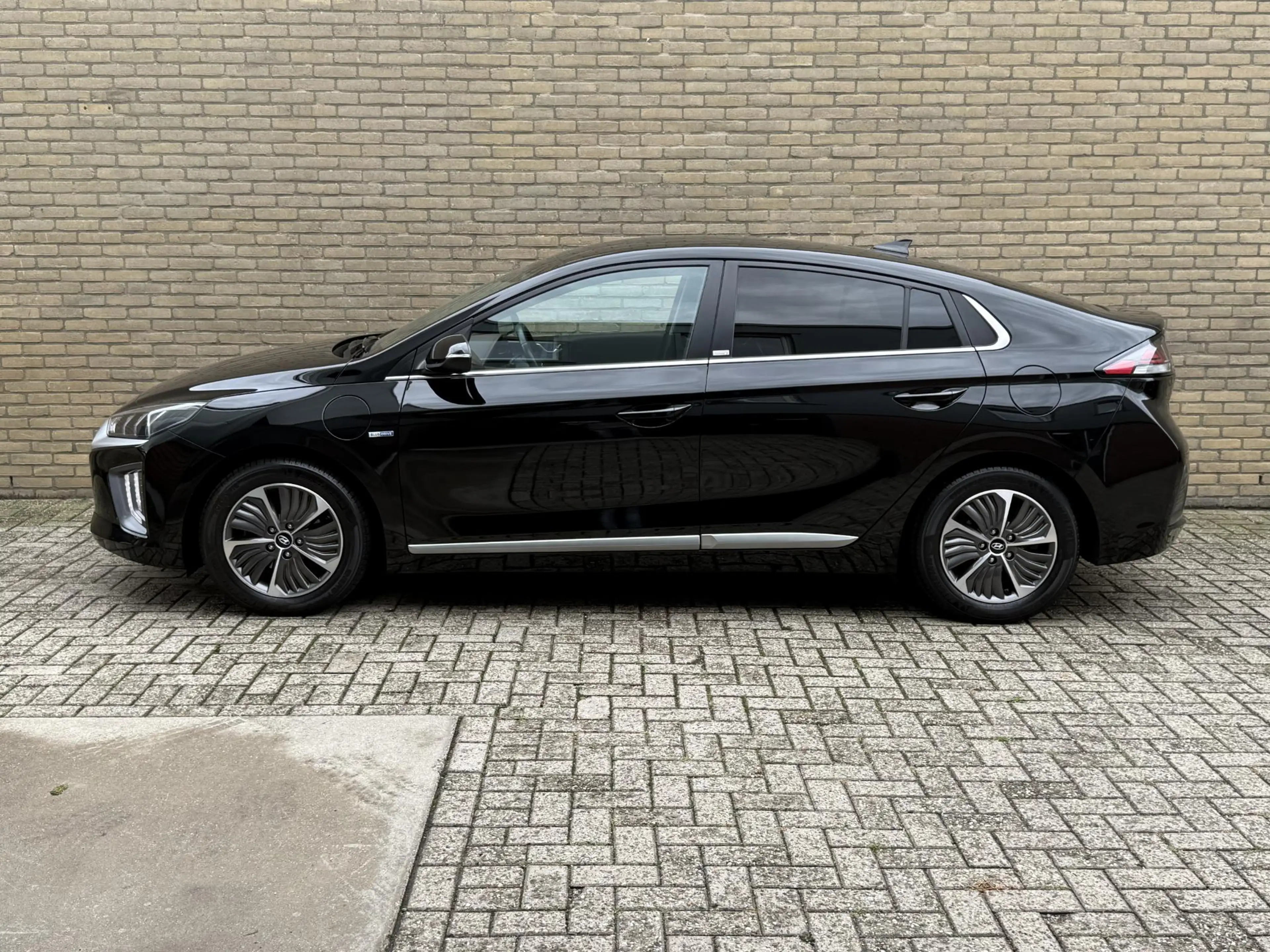 Hyundai IONIQ 1.6 GDi PHEV Premium | Leder | Camera | Navigatie — photo 24