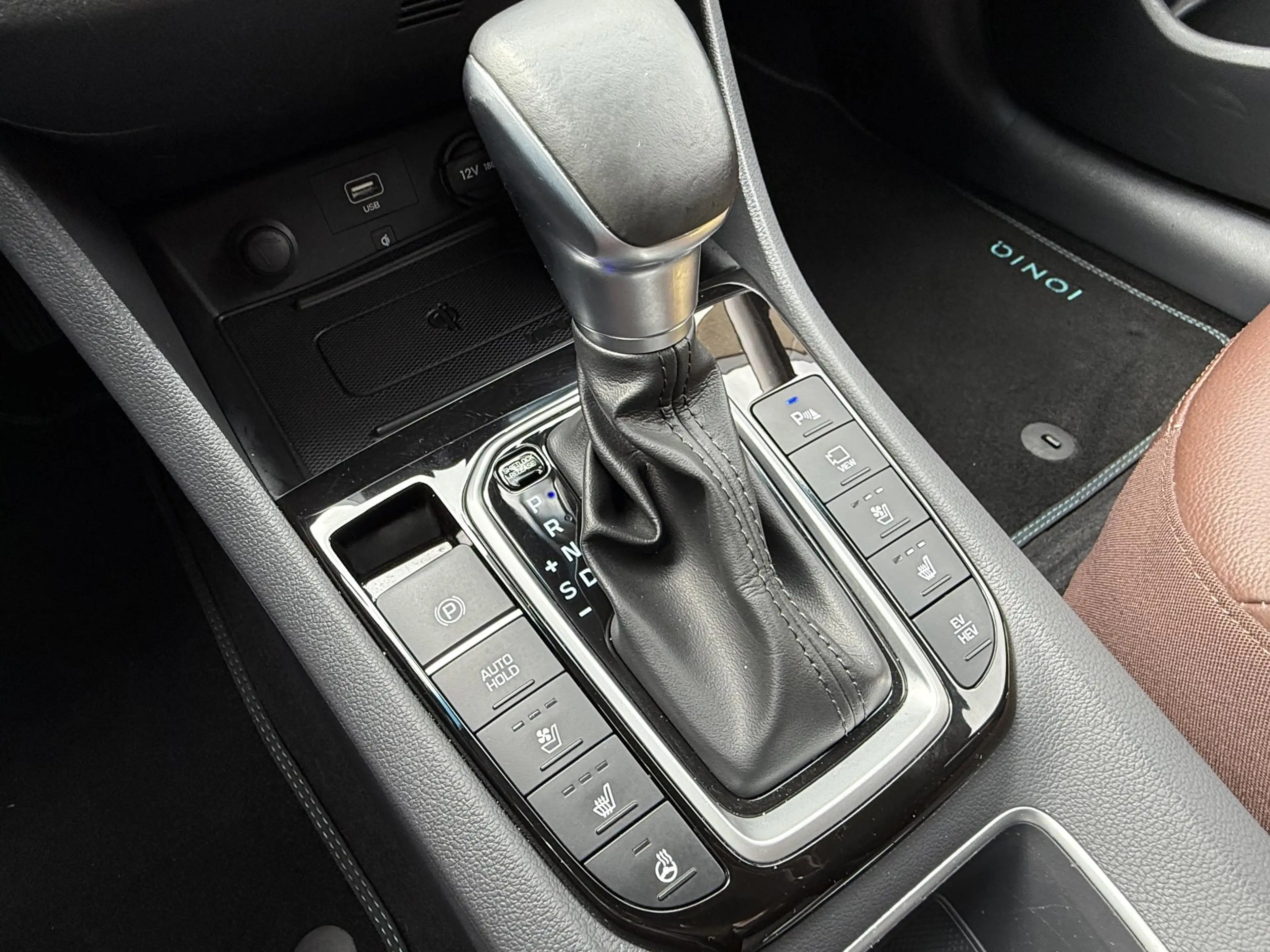 Hyundai IONIQ 1.6 GDi PHEV Premium | Leder | Camera | Navigatie — photo 14