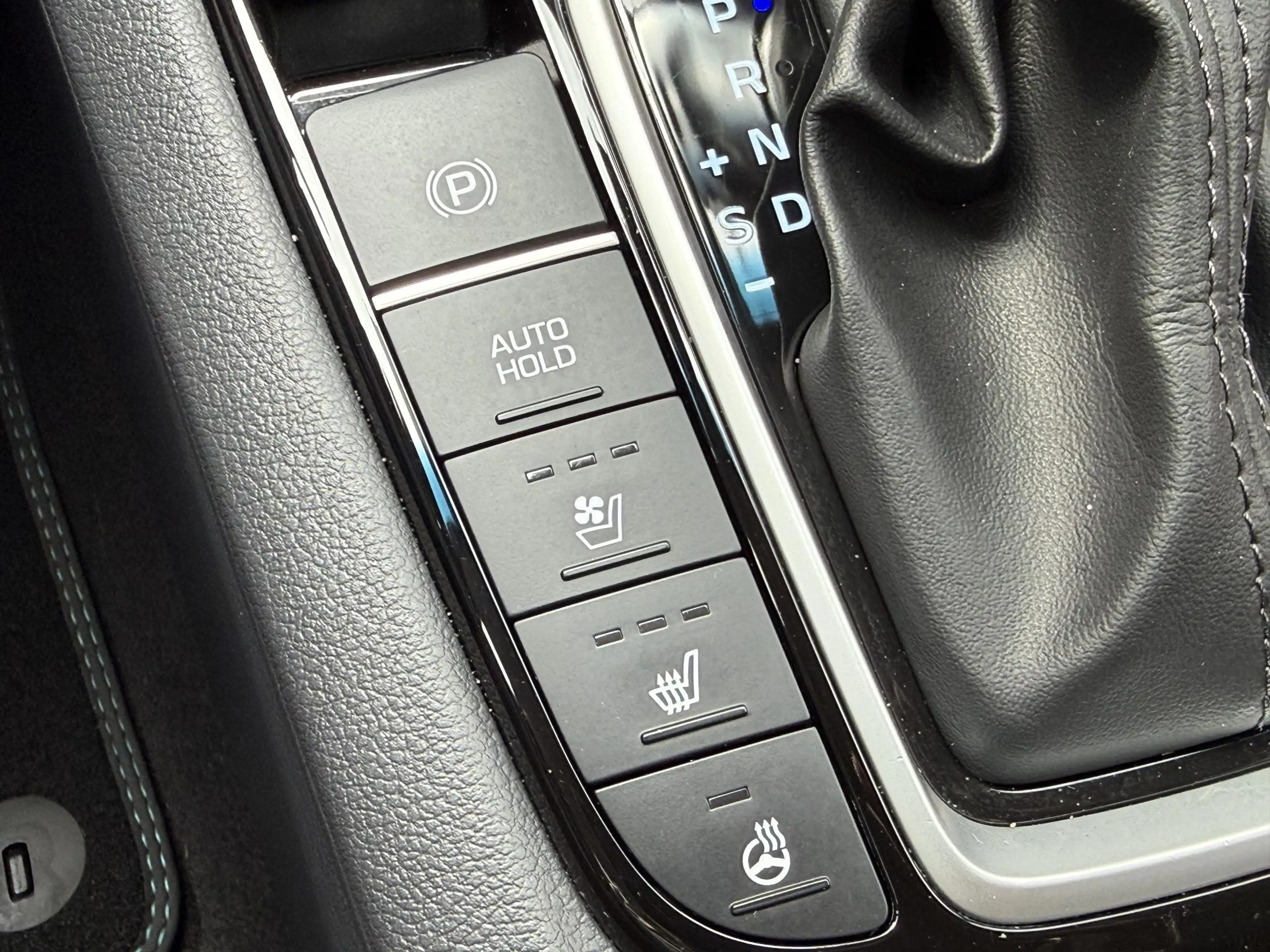Hyundai IONIQ 1.6 GDi PHEV Premium | Leder | Camera | Navigatie — photo 12