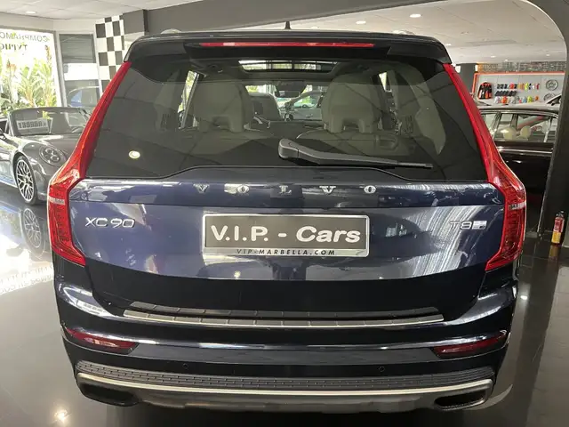 Volvo XC90 view 5