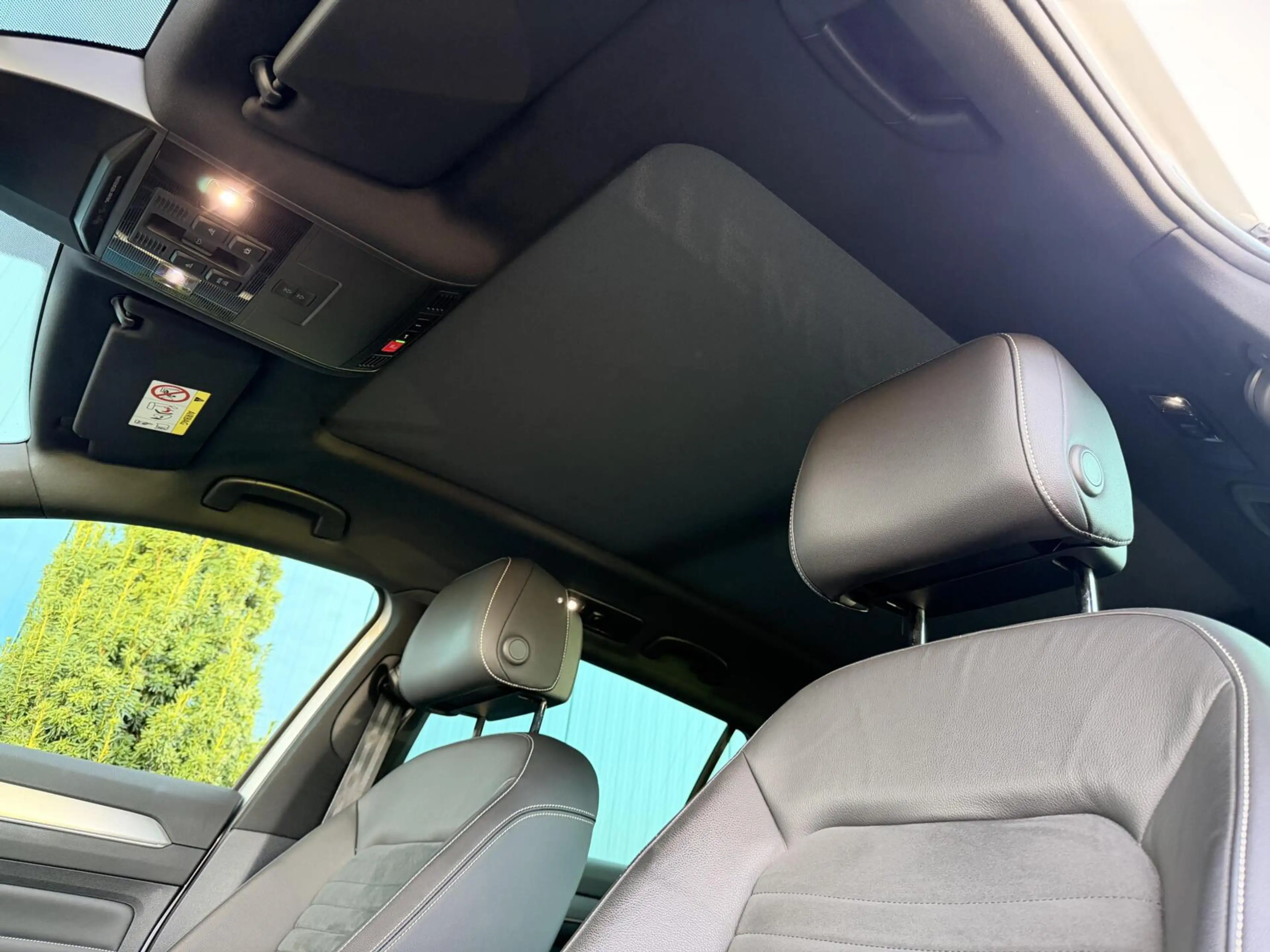 Volkswagen Passat Variant 1.5 TSI R-Line Business + PANO | TREKH | CARPLAY | — photo 14
