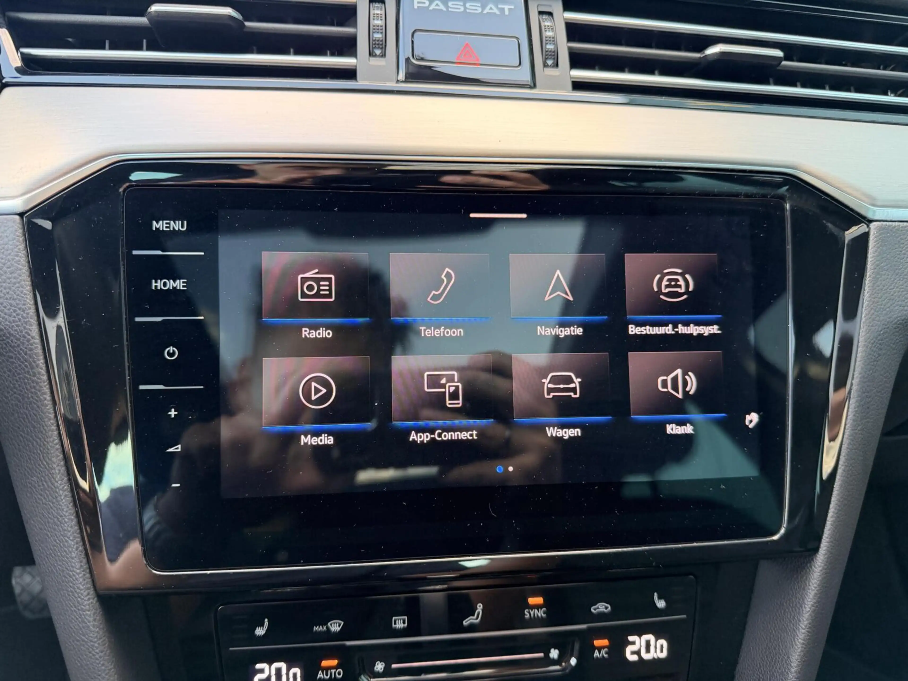 Volkswagen Passat Variant 1.5 TSI R-Line Business + PANO | TREKH | CARPLAY | — photo 44
