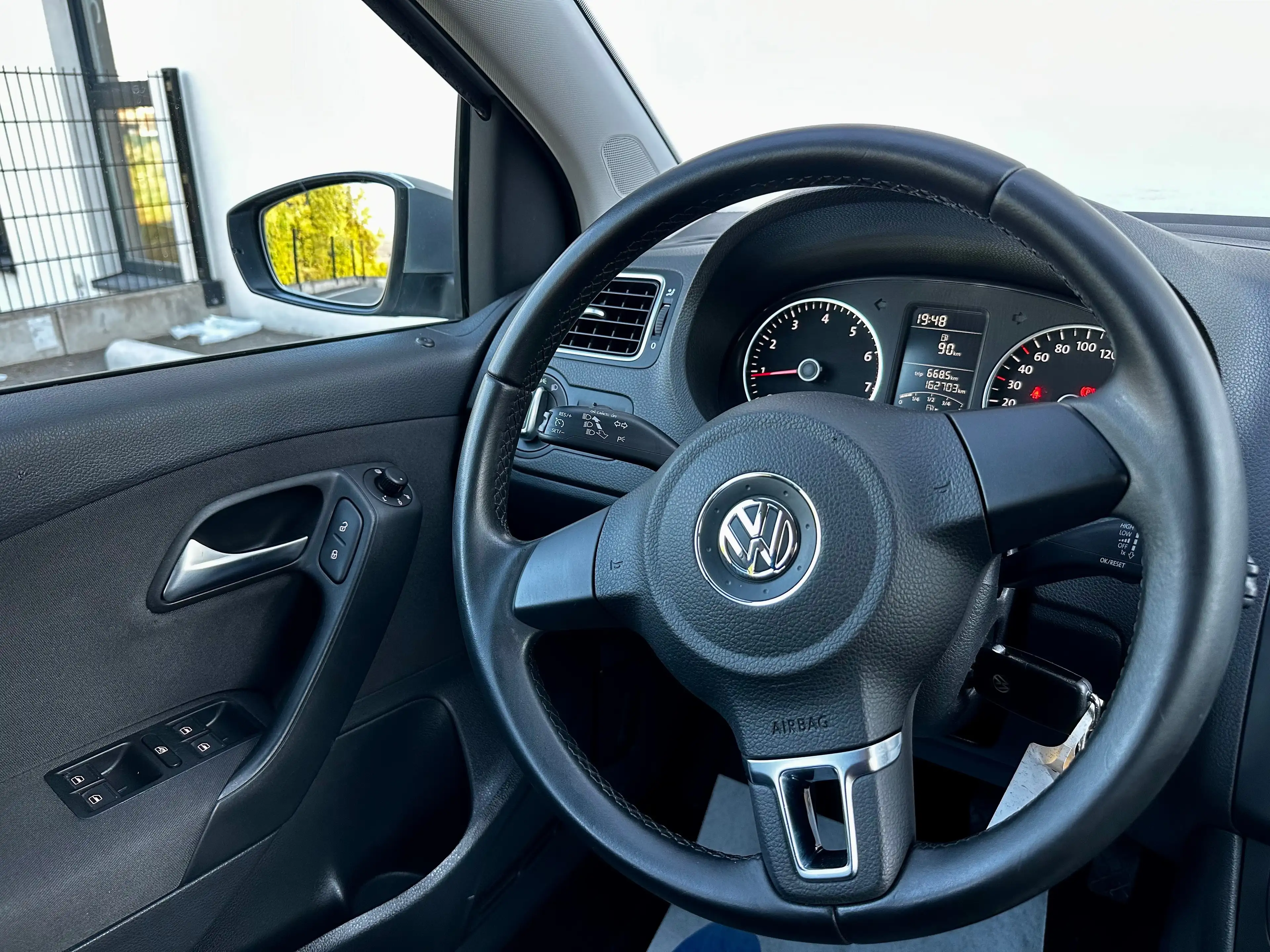 Volkswagen Polo Volkswagen Polo 1.2 Comfortline*Garantie*2013 — photo 9