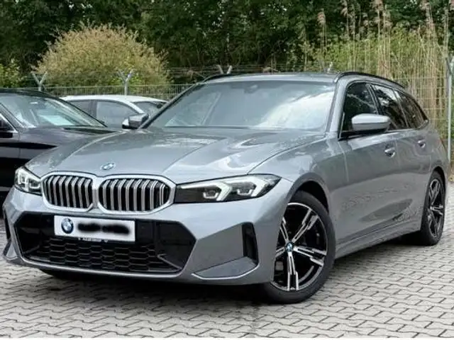 BMW 318 318i Touring M- Sport