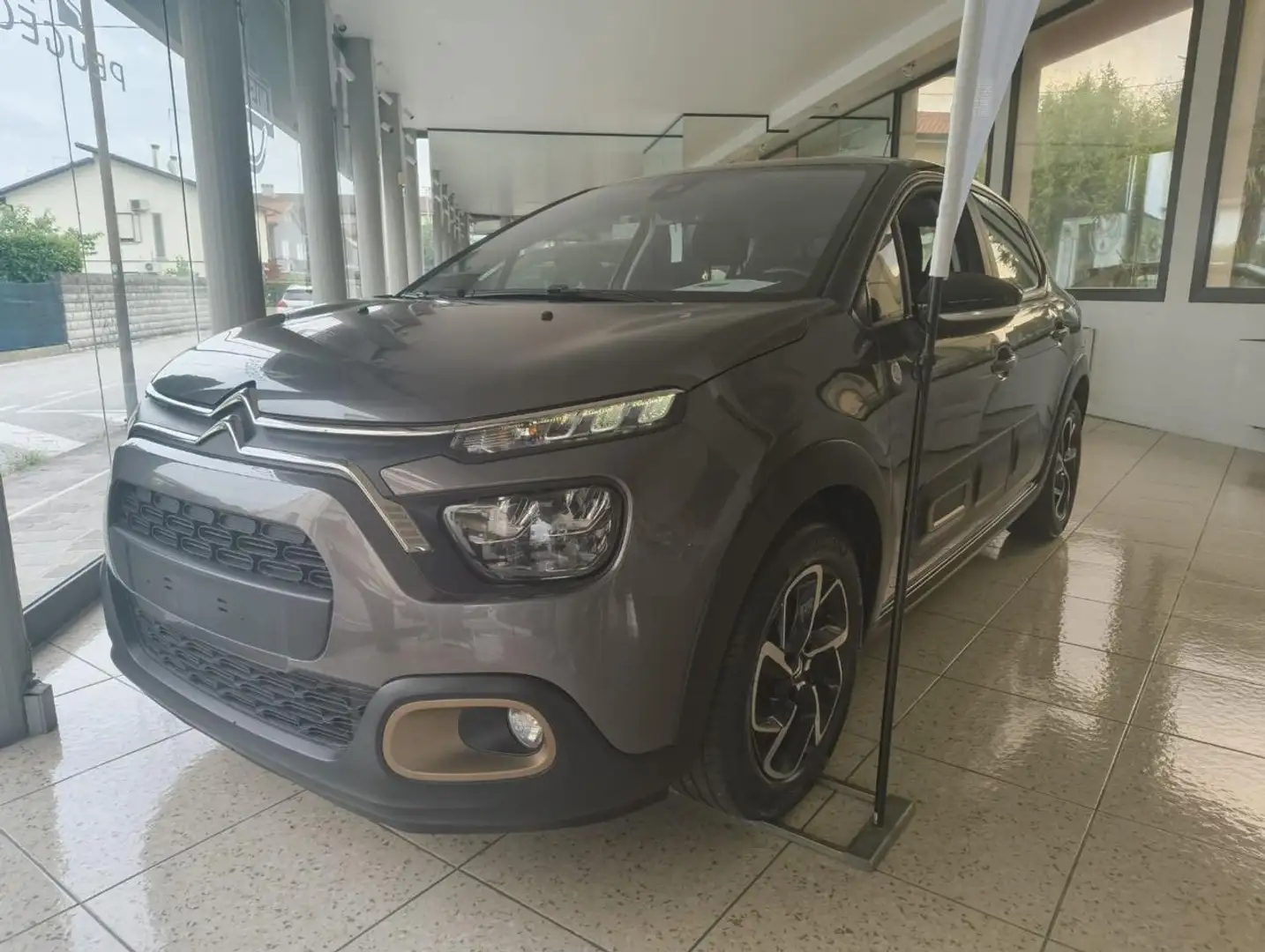 Citroen C3 1.2 PureTech 83 S&S C-Series Grigio - 1