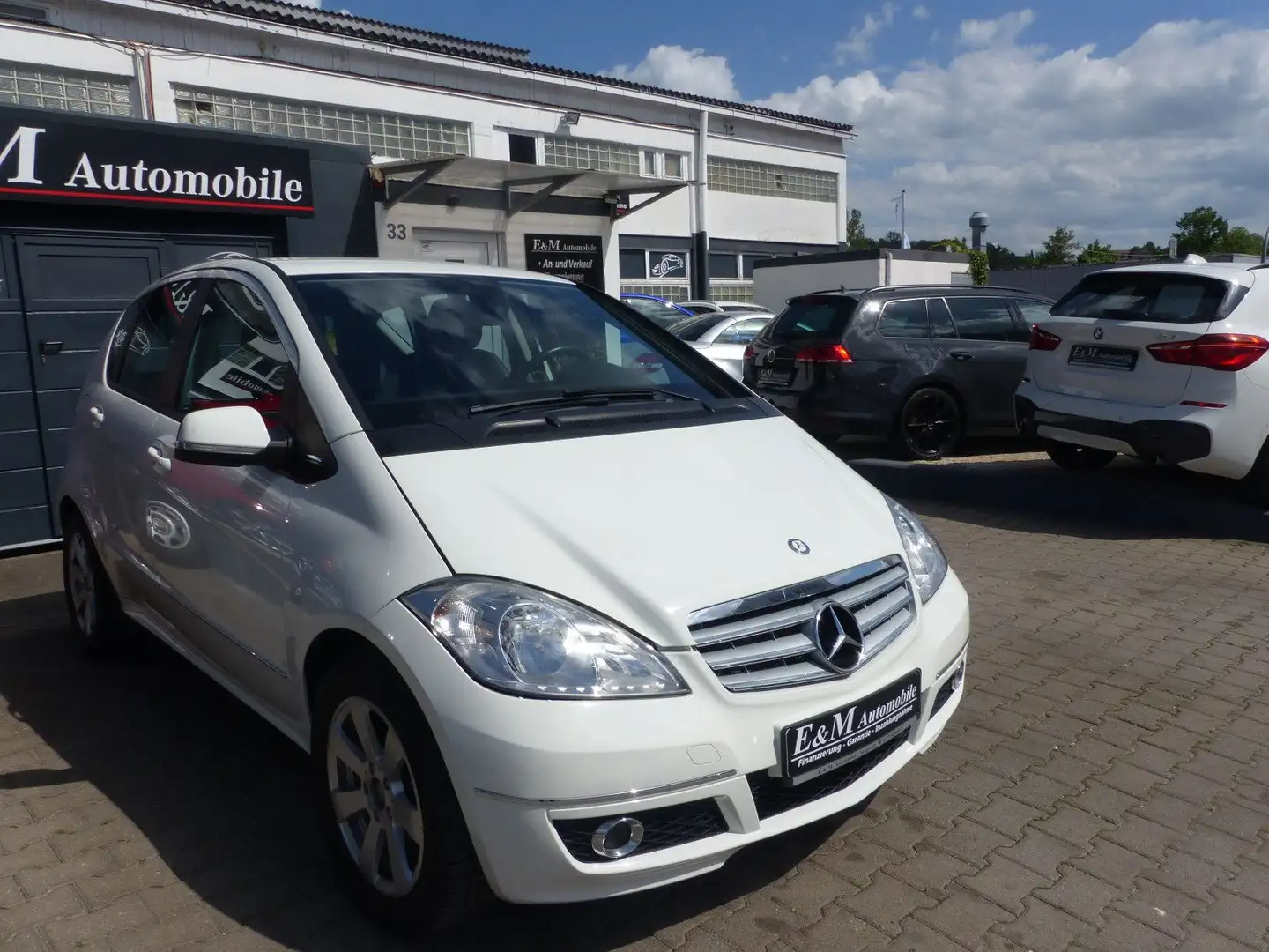 Mercedes-Benz A 180 CDI Automatik*AVANTGARDE*NAVI*LEDER*PDC*SHZ Blanco - 2