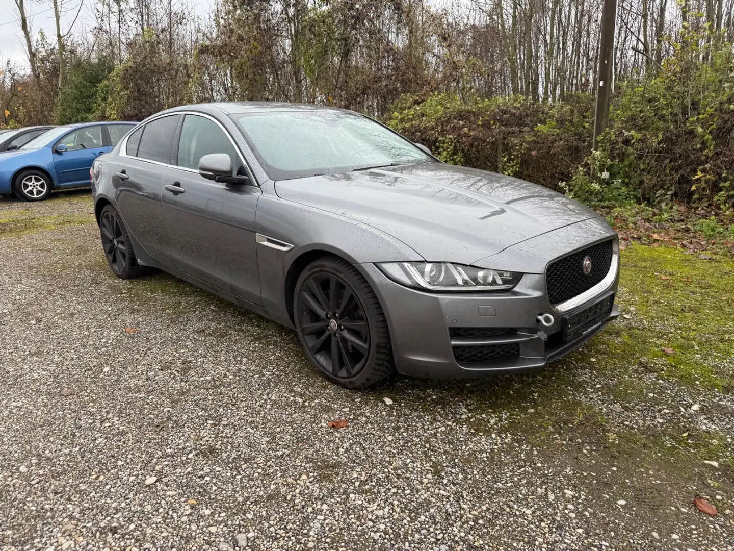 Jaguar XE 2.0 Prestige I Leder I EU6 I 111 Co2 Grijs - 1