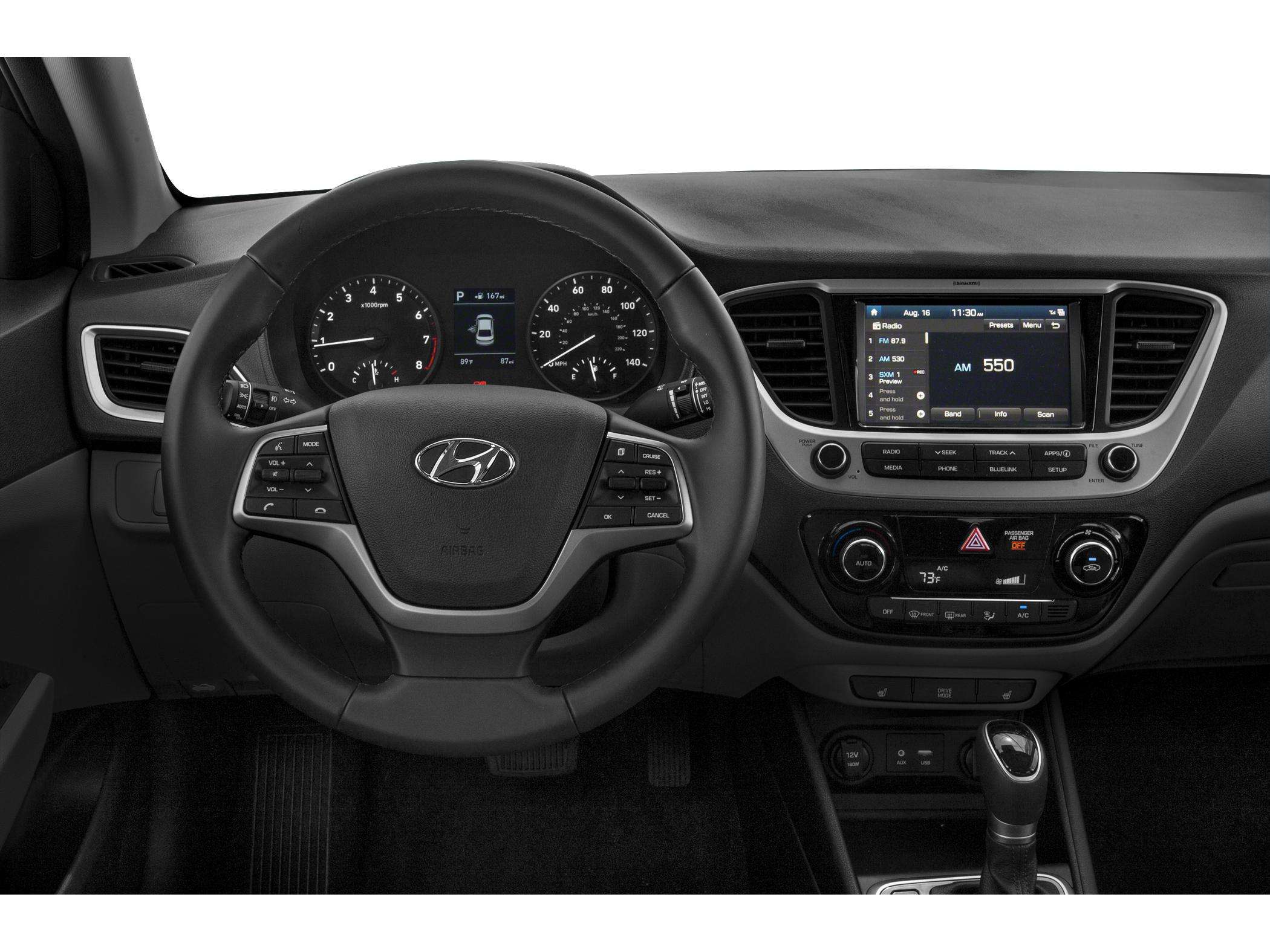 2020 Hyundai ACCENT Essential — photo 4