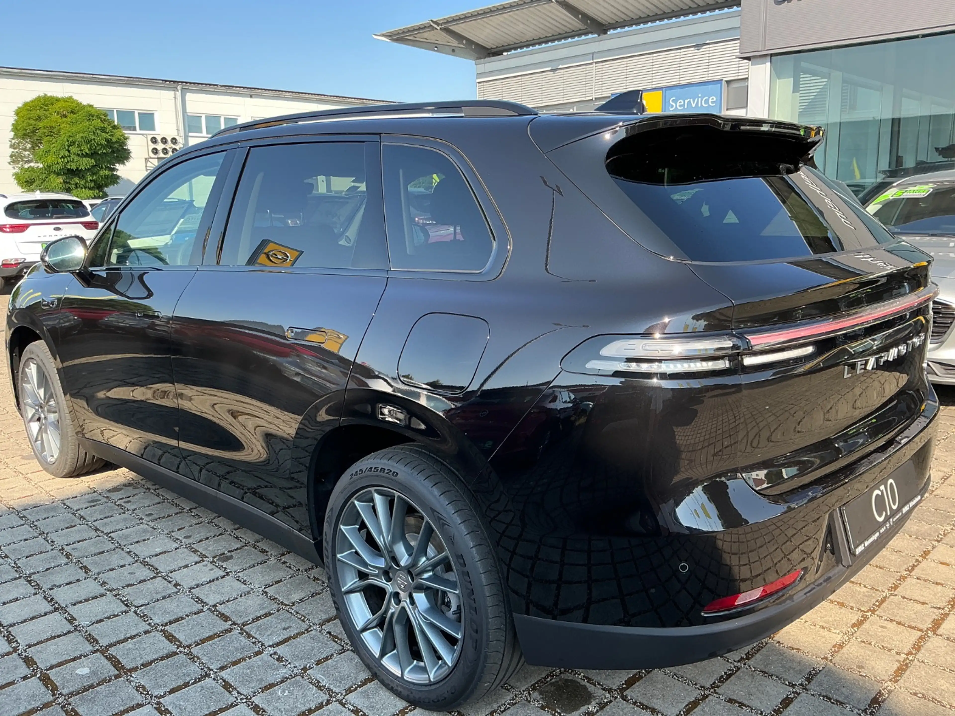 Leapmotor C10 REEV Design ACC+LED+Navi+Pano+SHZ & SBL — photo 6