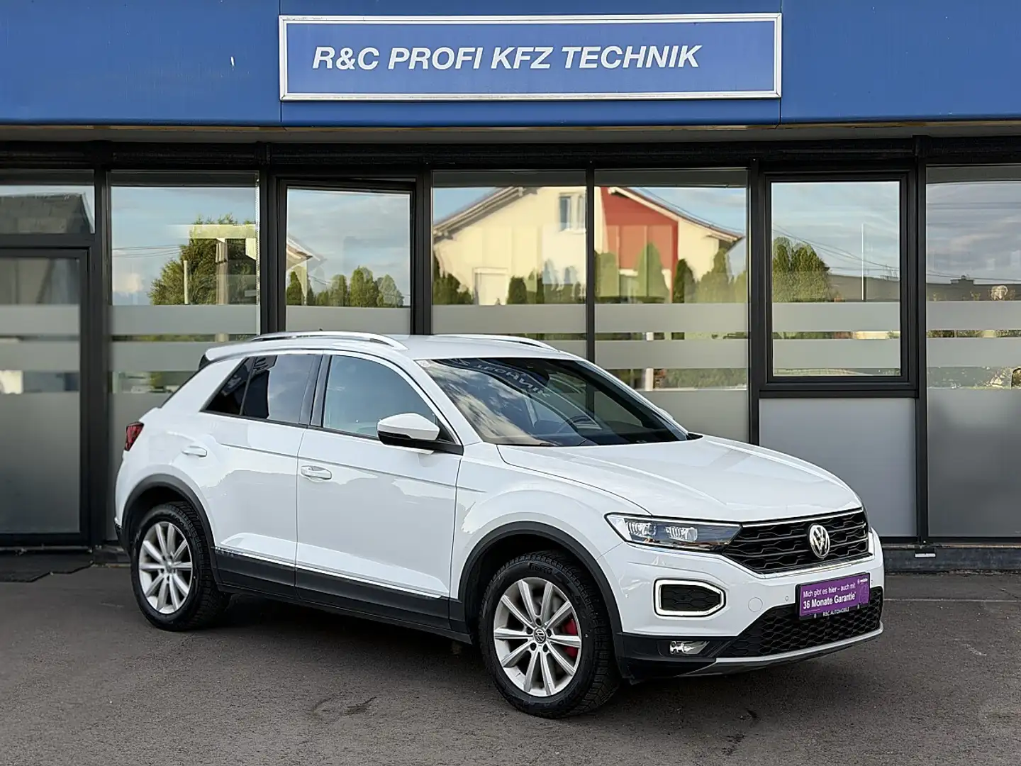 Volkswagen T-Roc 1,5 TSI ACT Sport DSG/ACC Weiß - 1