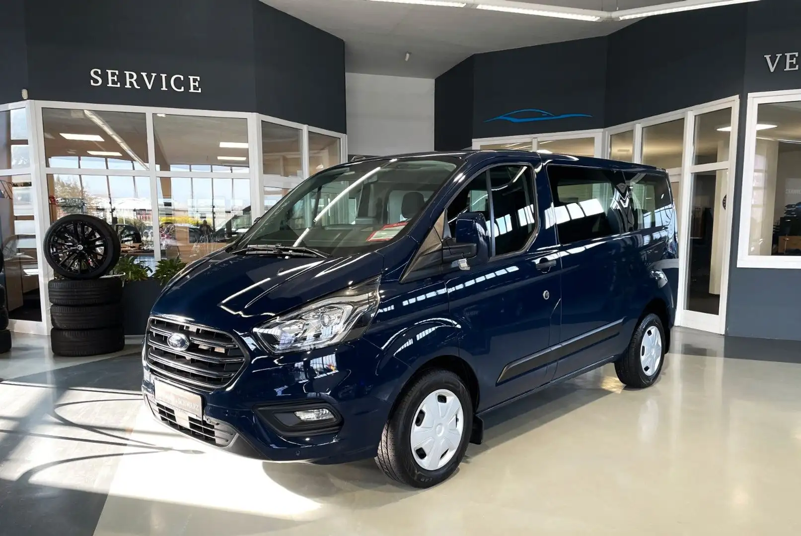 Ford Transit Custom Kombi 320 L1 Trend AHK NAVI Синій - 1