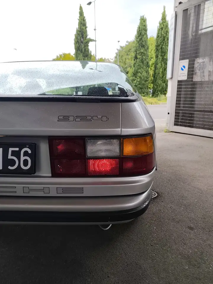 Porsche 924 2.0, foto 3