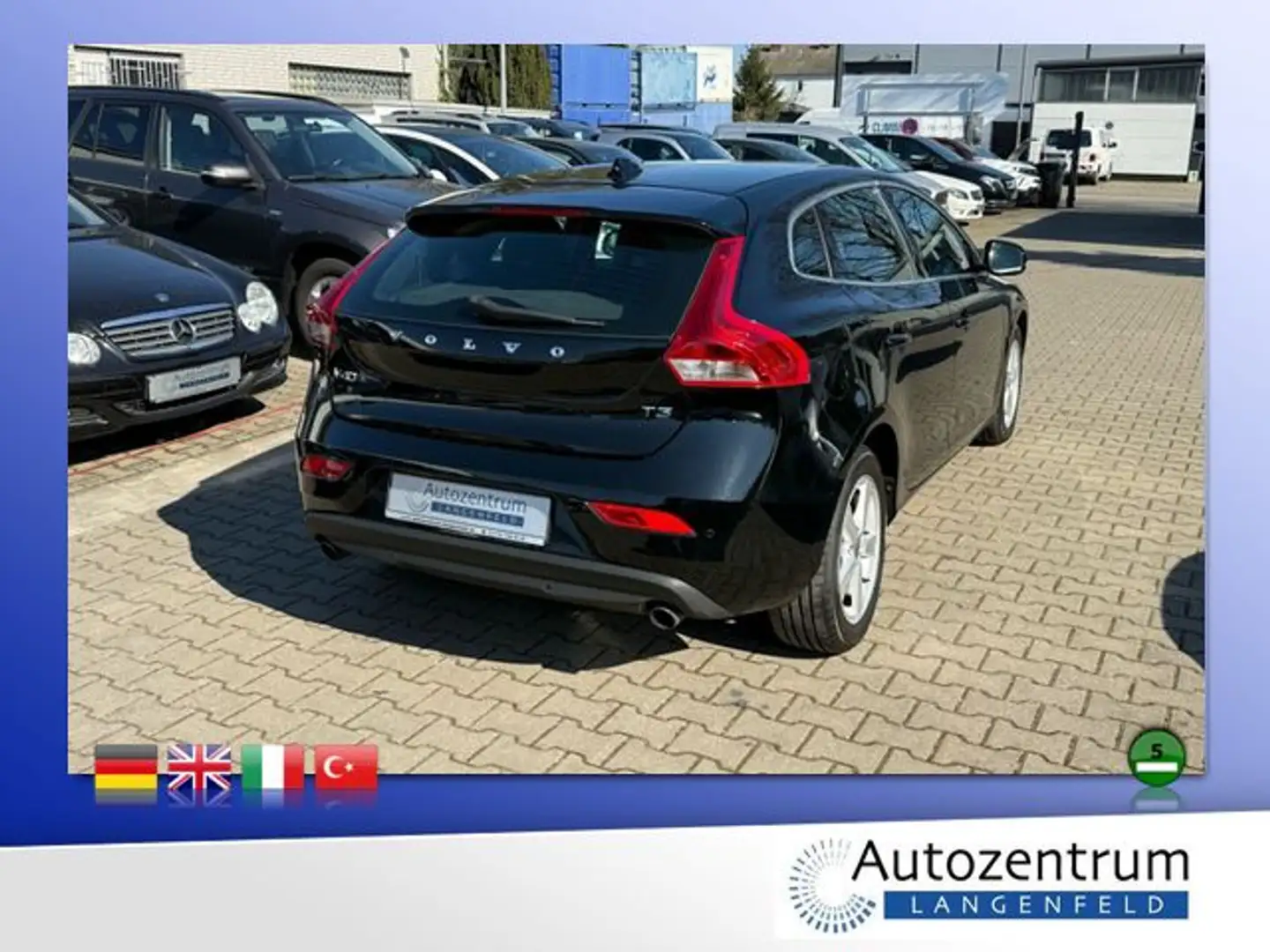 Volvo V40 Kinetic 1.6 T3 *NAVIGATION*ALU*PDC* Schwarz - 2