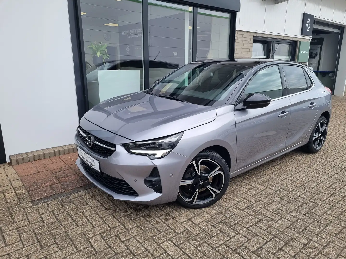 Opel Corsa Ultimate 1.2L 131 PS*Autom.*Active Drive Assist Grigio - 1