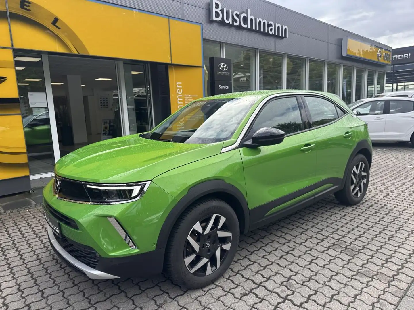 Opel Mokka-E Elegance +3-phasig (11 kW)+SITZHEIZUNG+RFK+ Grün - 1