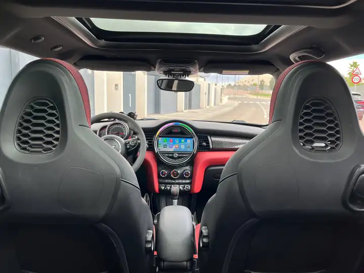 MINI Countryman 2016, foto 11