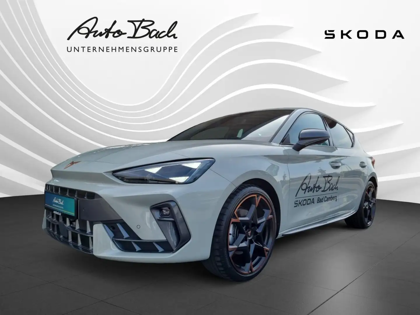 CUPRA Leon 1.5 eTSI DSG Navi LED DCC CarPlay ACC RFK Gris - 1