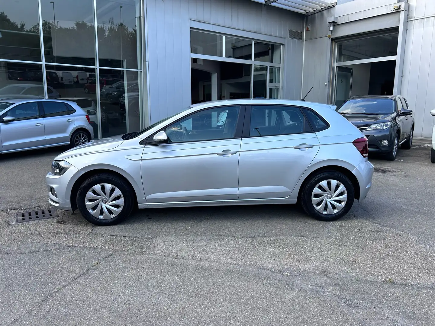 Volkswagen Polo Polo 5p 1.0 tgi Comfortline 90cv my19 Argento - 2