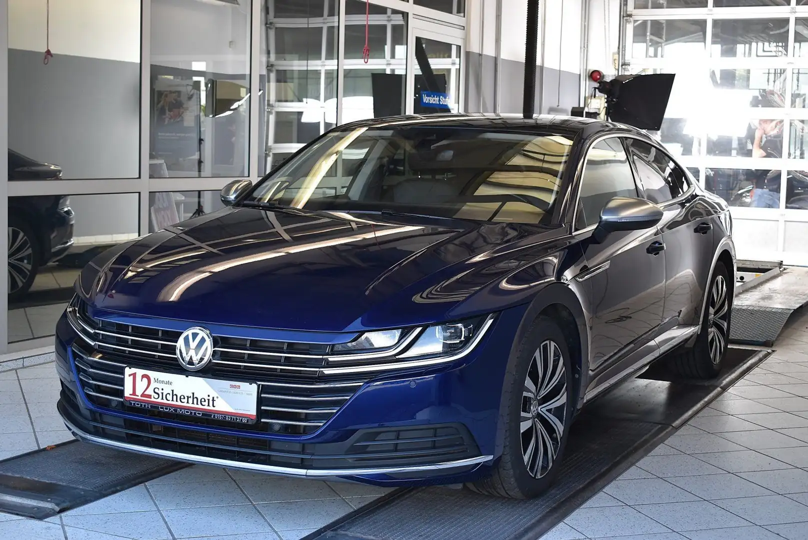 Volkswagen Arteon 2.0 TDI Elegance DSG*Leder*ACC*SHZ Bleu - 1