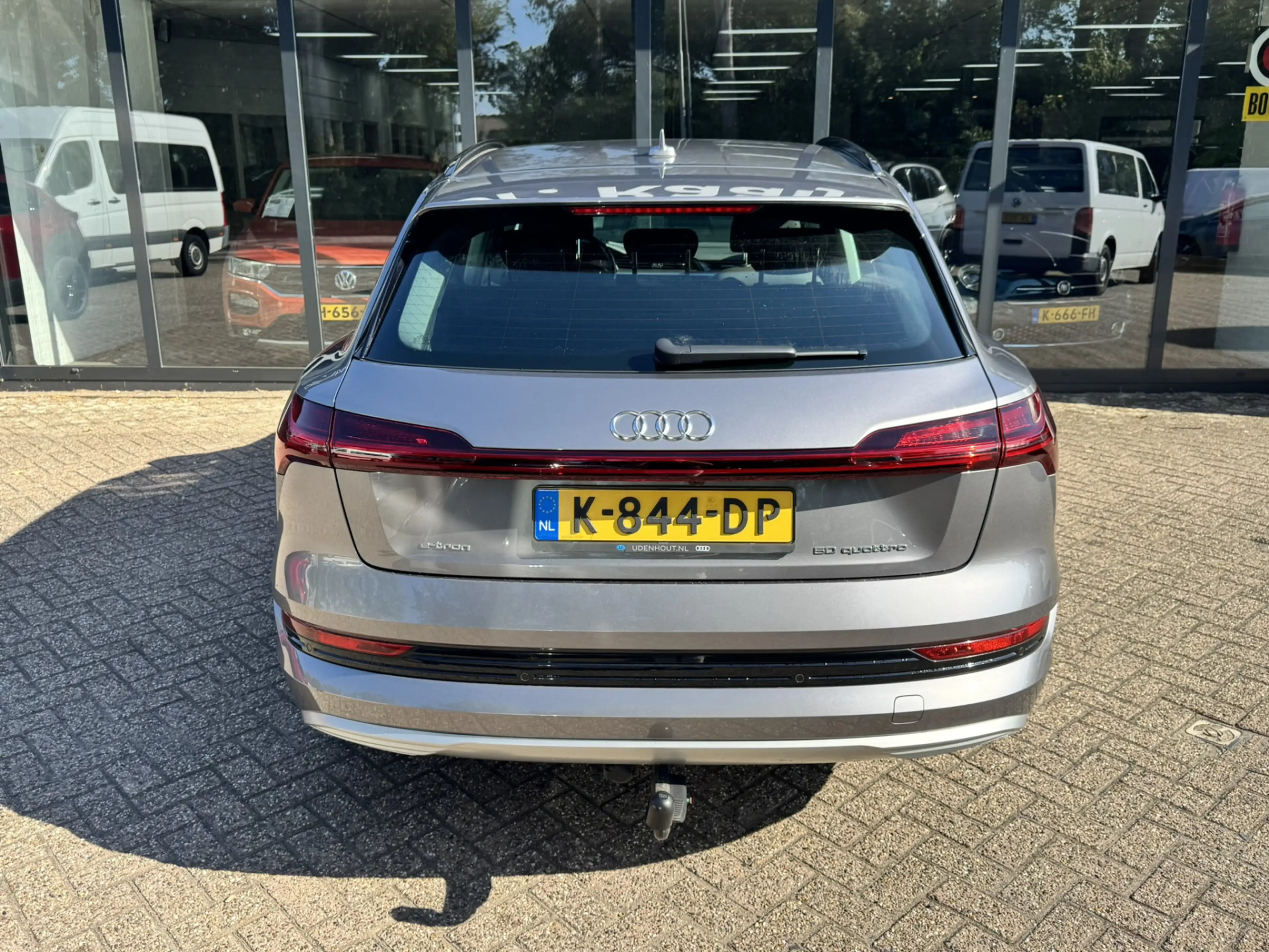 Audi e-tron e-tron 50 quattro Launch edition 71 kWh*Camera*Nav — photo 12