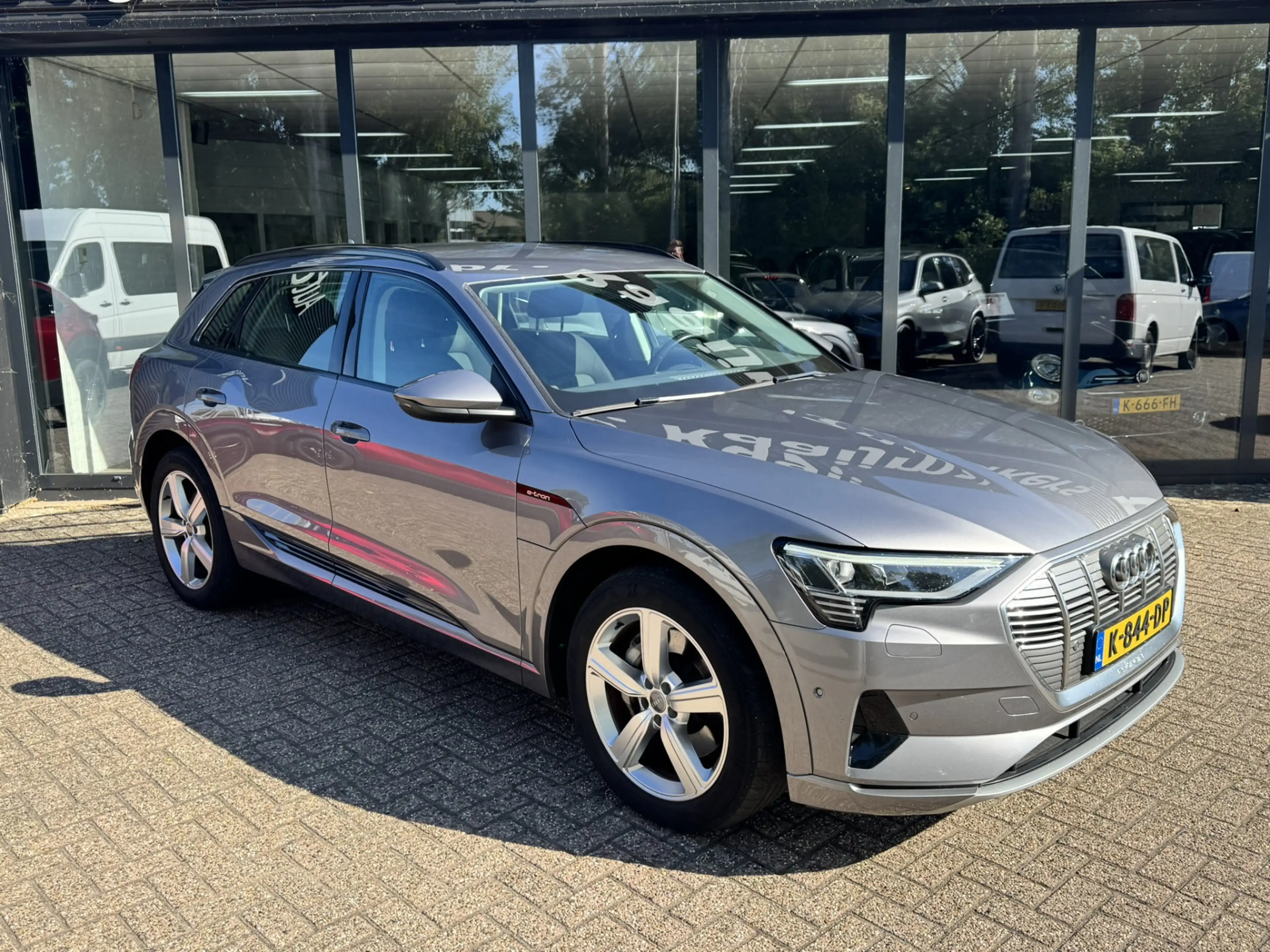 Audi e-tron e-tron 50 quattro Launch edition 71 kWh*Camera*Nav — photo 4