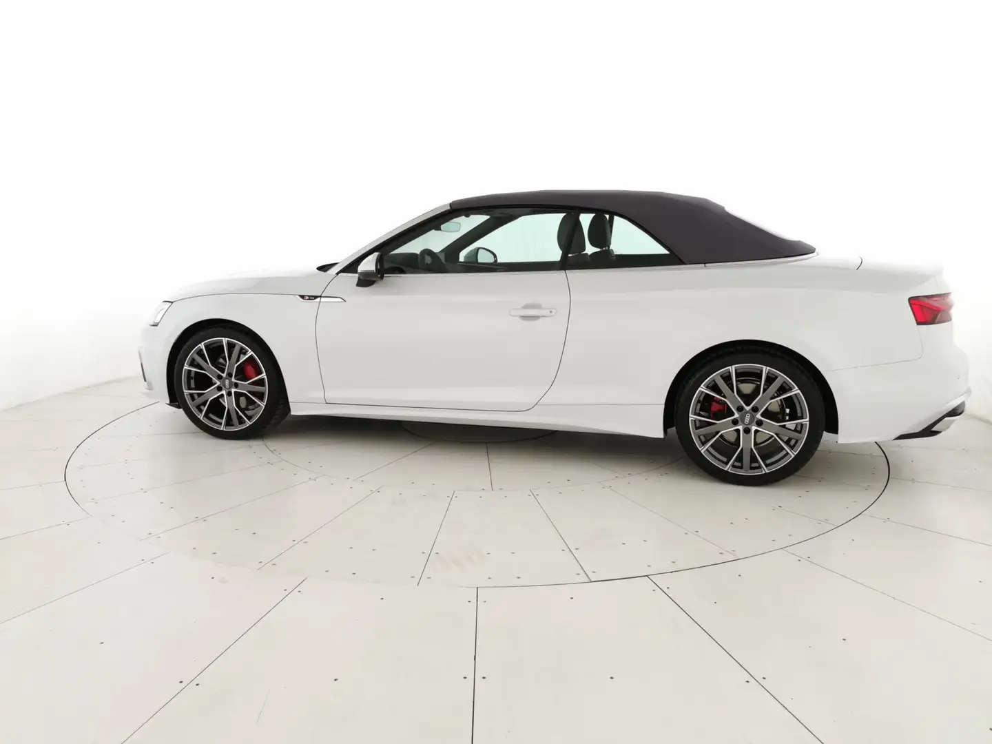 Audi A5 Cabrio 40 2.0 tdi mhev S line edition quattro 204 Bianco - 2