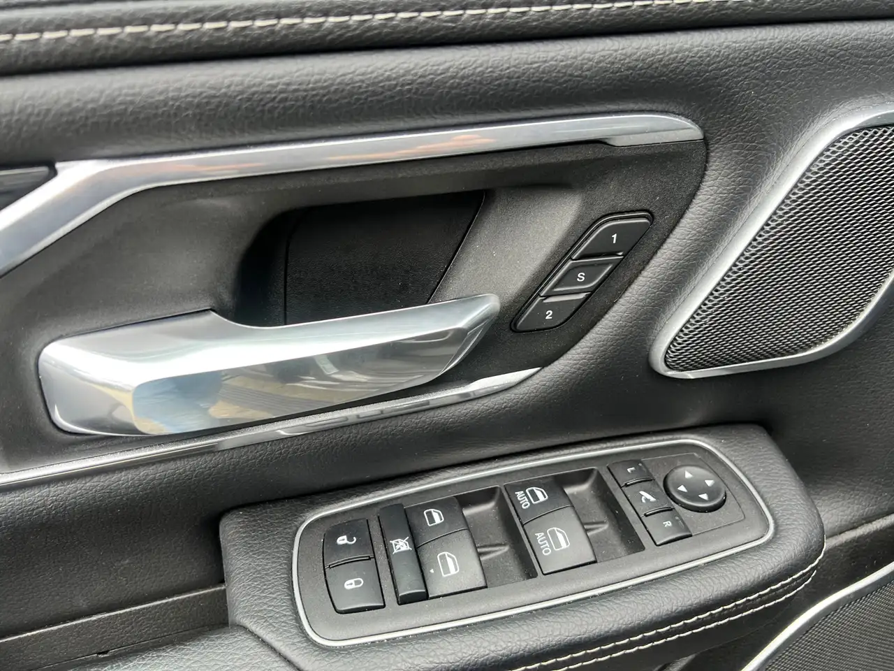 Dodge RAM 2024 — фото 13