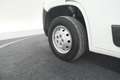 Peugeot Boxer 330 2.2 BlueHDi 140 L2H2 Premium | Navigatie | Hou Wit - thumbnail 13