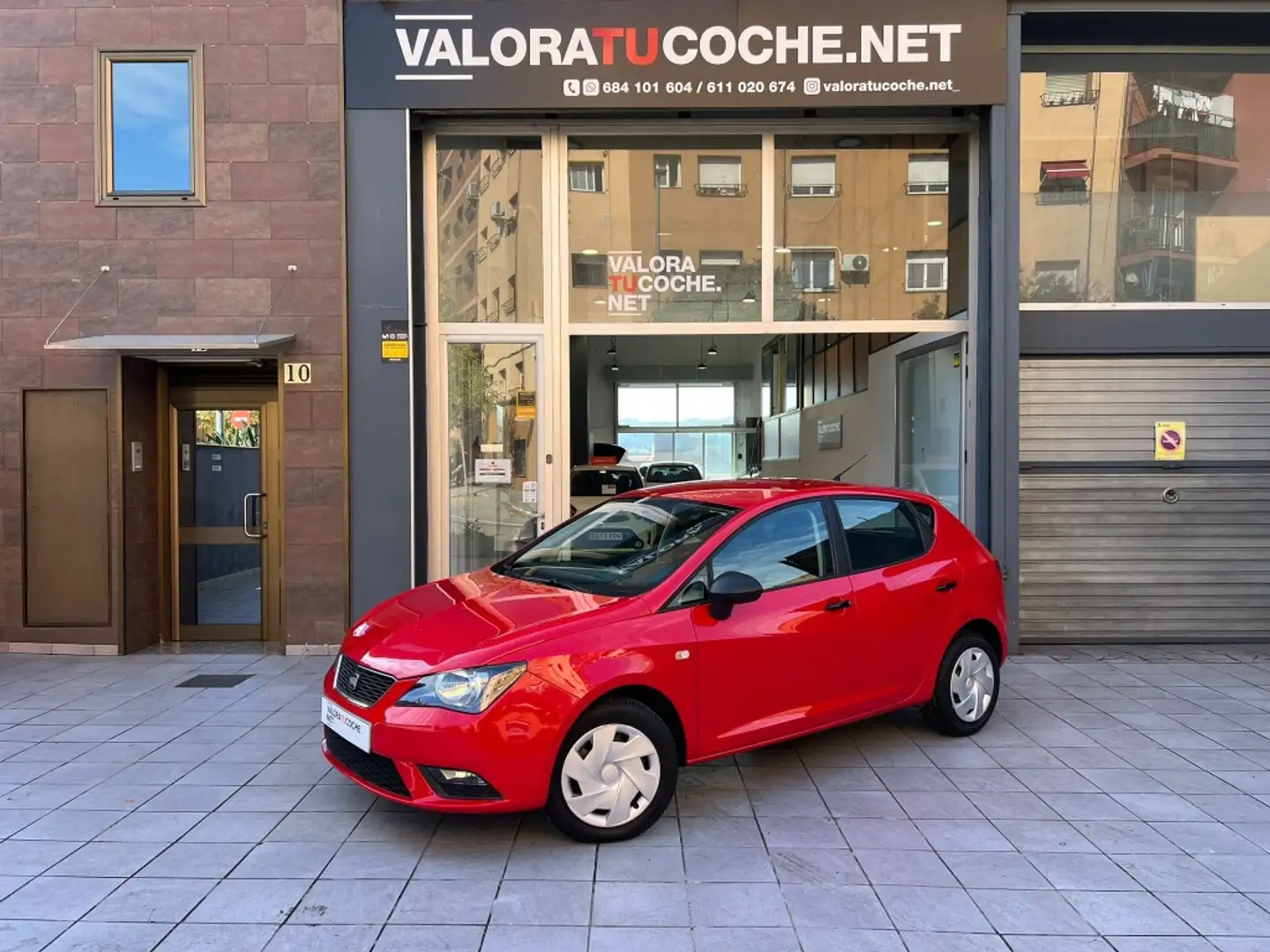 SEAT Ibiza 1.2 Reference 70 Rouge - 1